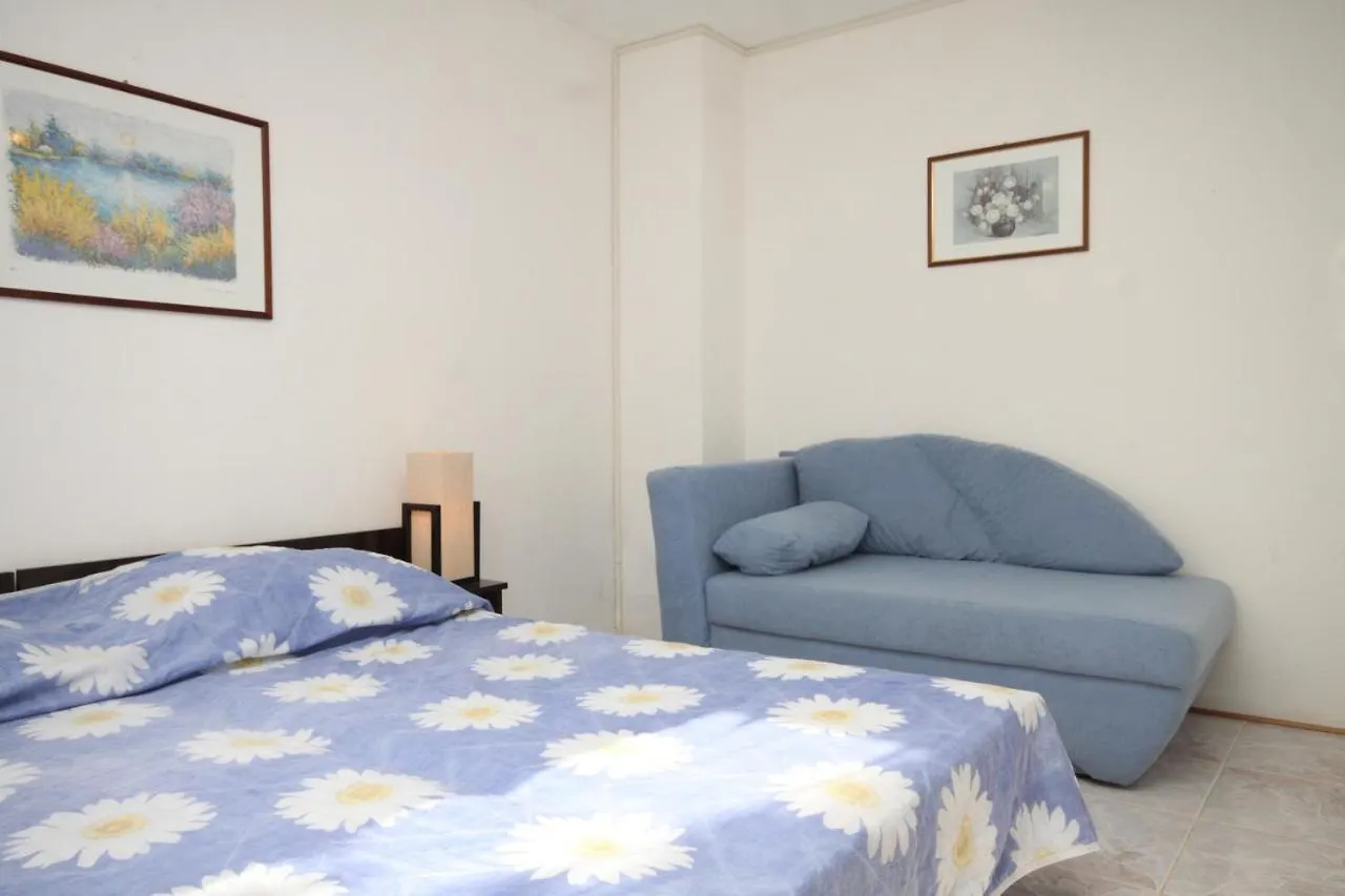 Apartment Umag 7171d 0*,